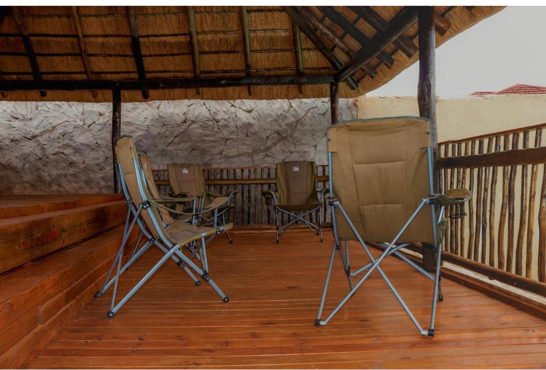 Esther Palace Thohoyandou Luaran gambar