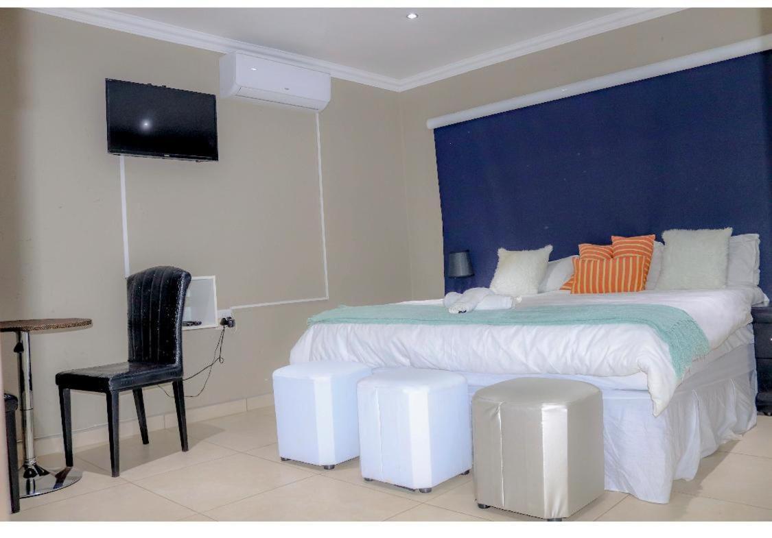 Esther Palace Thohoyandou Luaran gambar